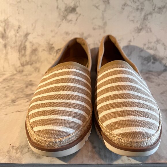 Womens Clarks Slip On Size 8 Leather/Canvas Upper Striped Serena Paige Tan/White - Picture 2 of 8